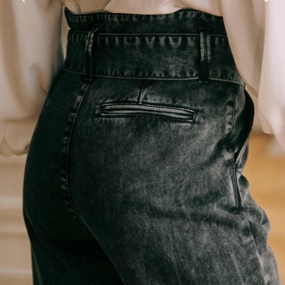 Sezane Austin Ankle-Length High Waisted Washed Black Trousers